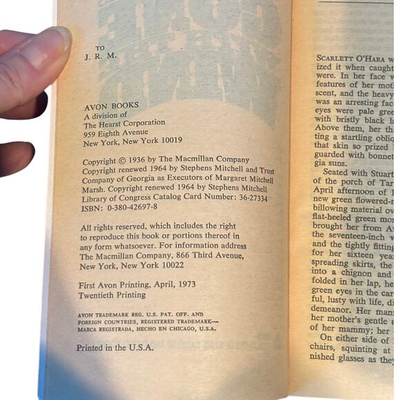 VTG 1973 Gone With the Wind by Margaret Mitchell, Avon Ed. Paperback, EUC - Picture 3 of 4